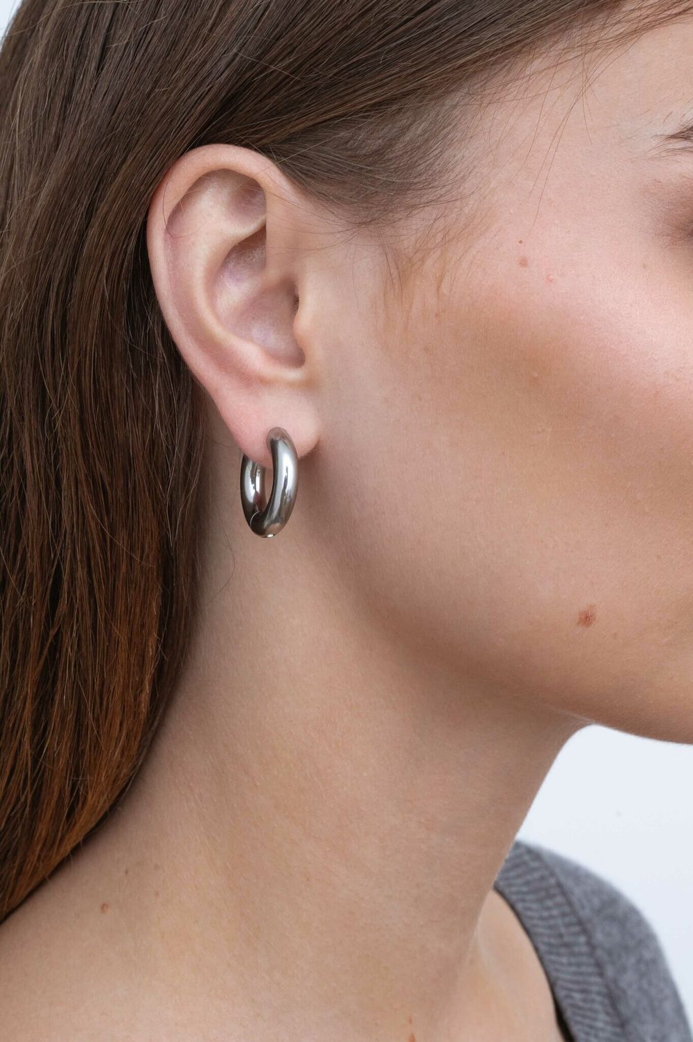 Серьги-кольца объёмные 12 мм ( silver tone ) Серьги-кольца объёмные 12 мм ( silver tone )