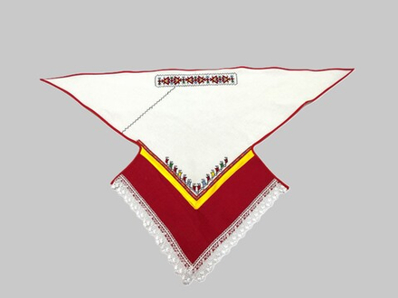 Платок женский с вышивкой