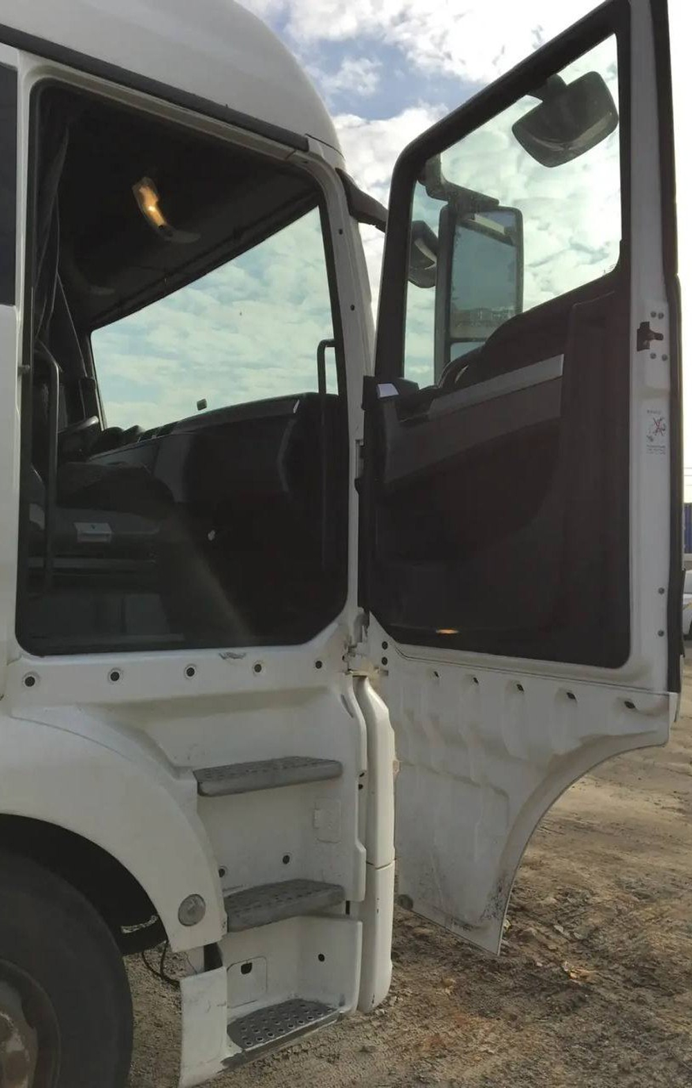 MAN TGX 4x2 Седельный тягач 18.480 4x2 BLS (Дизельный, 12,4 л, 480 л.с., АТ)