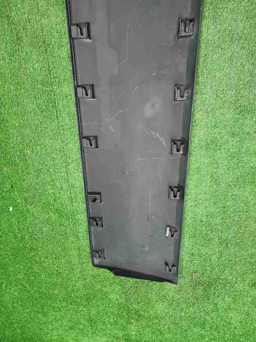 Накладка двери левая VW Crafter (2017-н.в.)