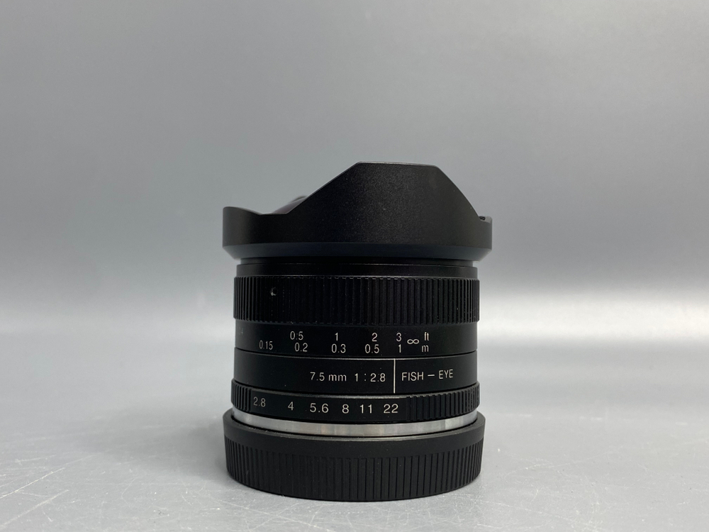7Artisans 7.5mm f/2.8  Fisheye