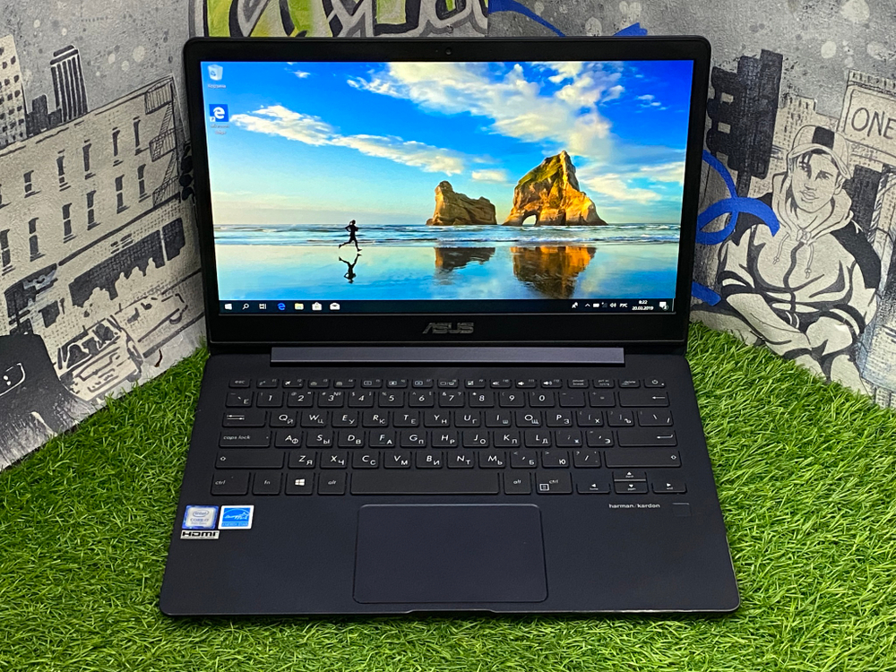 Ноутбук Asus 13.3' i7-8550U/8GB/128GB/ ZenBook 13[UX331U]/Windows 10