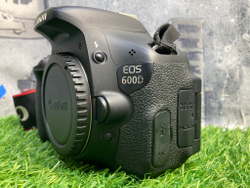Canon EOS 600D  (15 000 кадров) Покупка/Продажа
