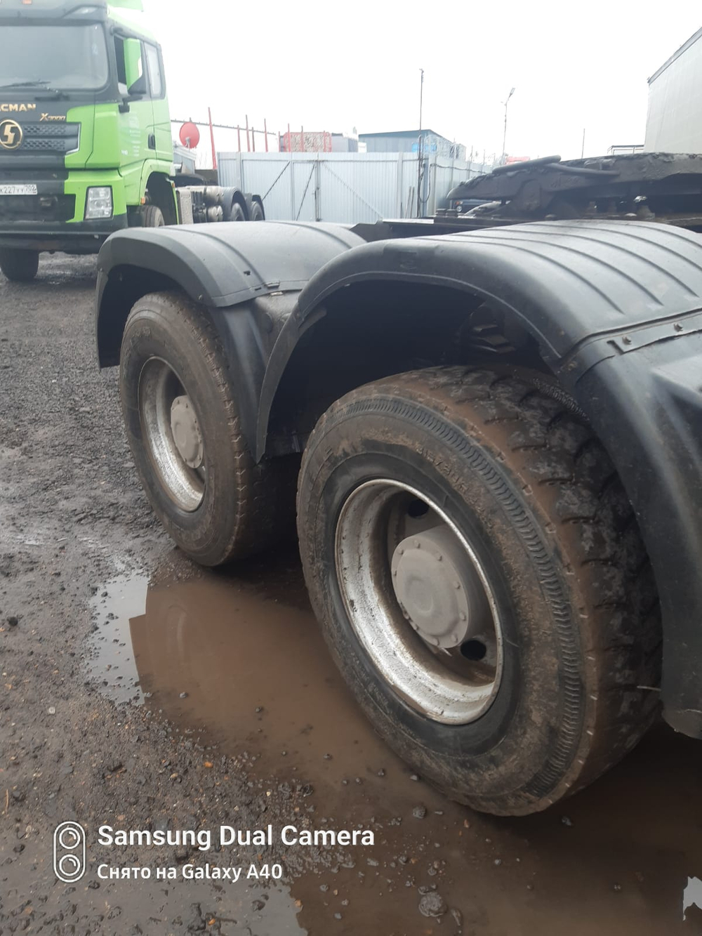 Shacman (Shaanxi) SX* 6x6 Седельный тягач SX42586V385 (Дизельный, 11,6 л, 423 л.с., МТ)