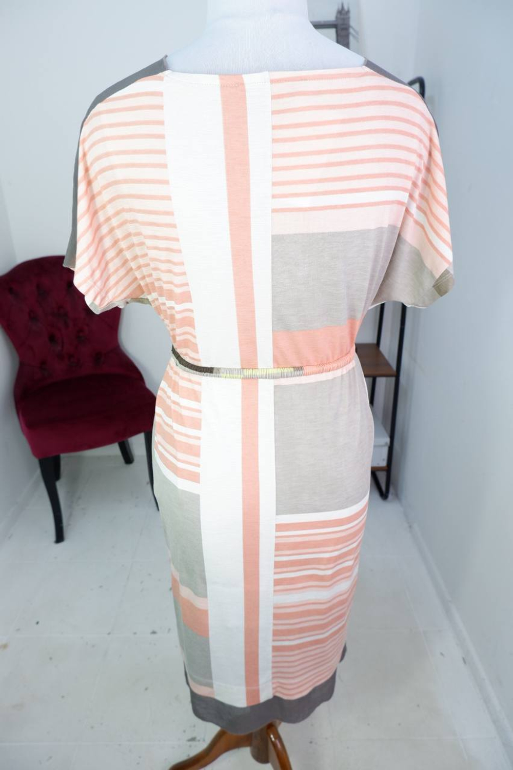 Платье Sokolova Bogorodskaya в яркую полоску, маркировка S, визуально 44 размер