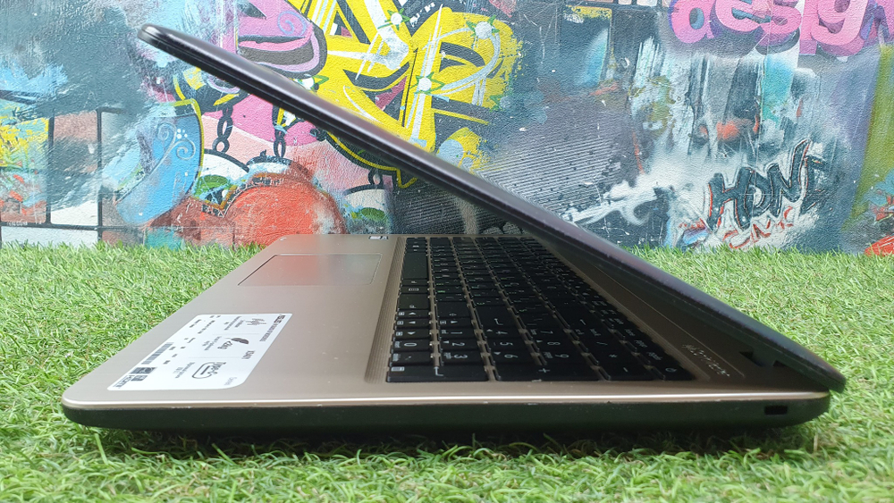 Ноутбук ASUS X540YA-XO047T 1366x768, AMD E1 7010 1.5 ГГц, 2 ГБ, Radeon R2