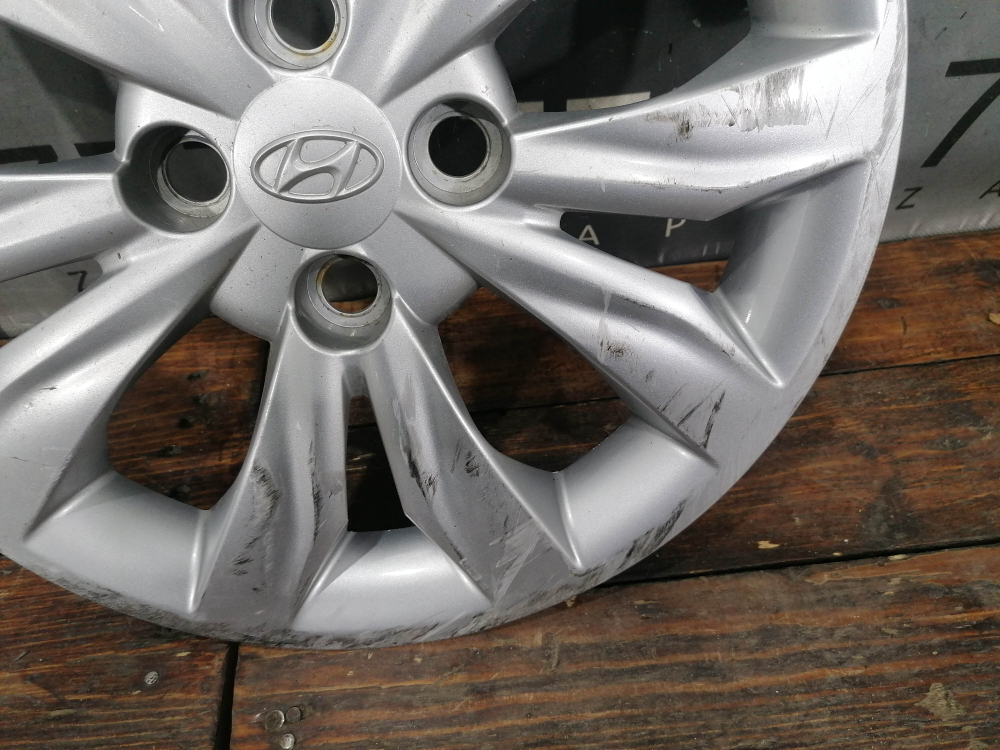Колпак колеса R15 Hyundai Solaris 2 (HCR) 17-нв Б/У Оригинал 52960H5000