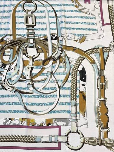 Купон шелковый Hermès белый с дизайнерским принтом