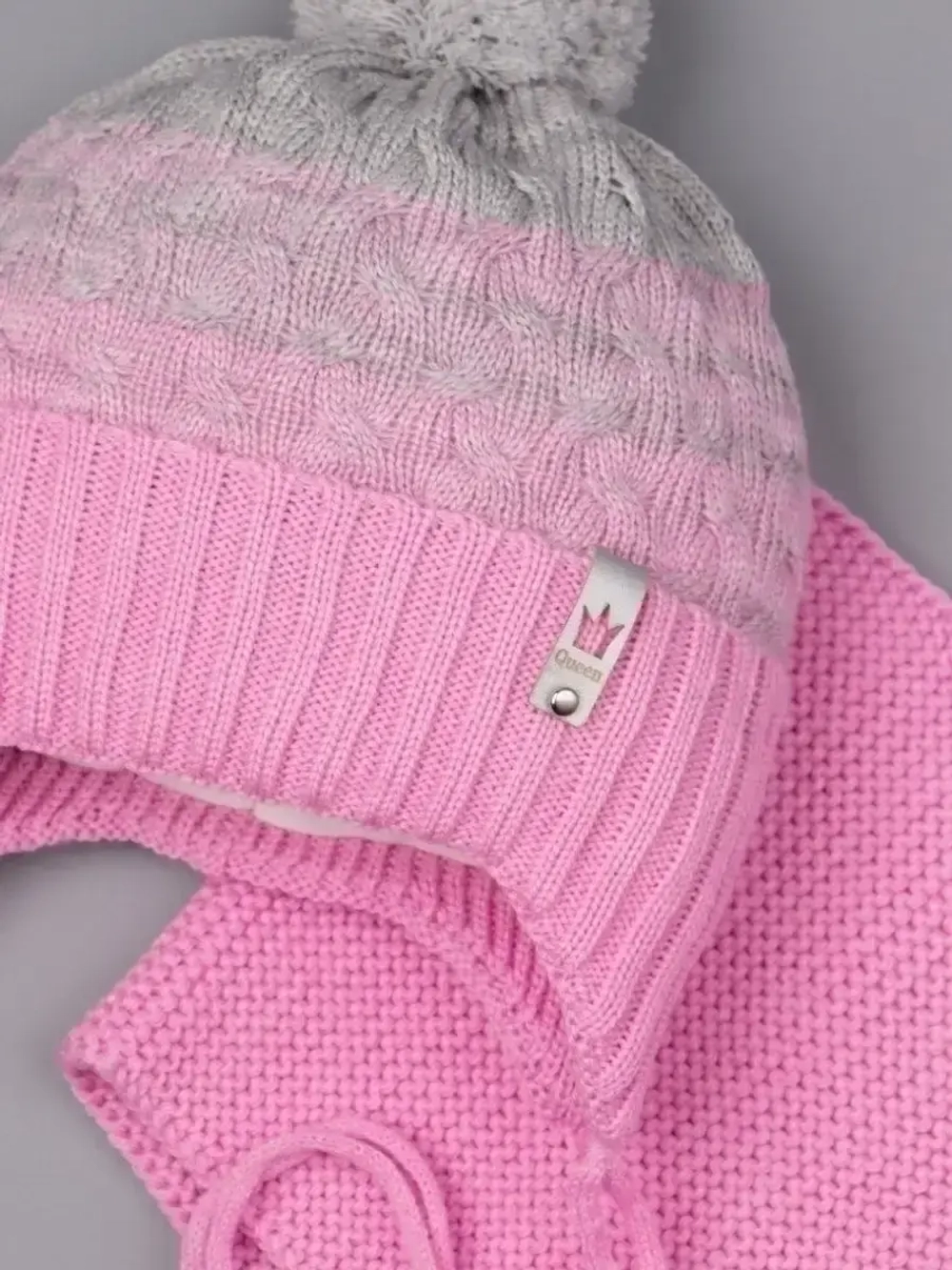 Шапка для девочки осенняя вязаная и снуд