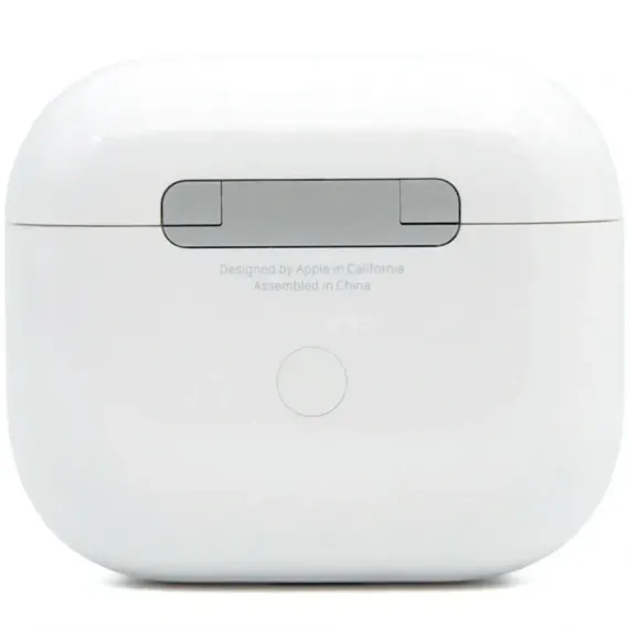 Зарядный кейс Apple AirPods 3 White