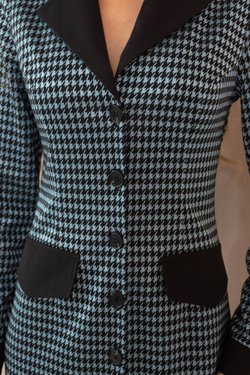 Платье-пиджак принт гусиная лапка из вискозы