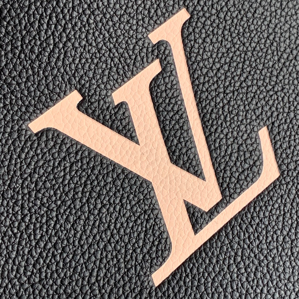 Louis Vuitton OnTheGo MM