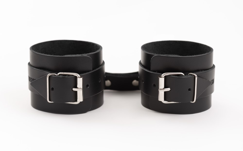 Оковы "LADY'S ARSENAL BLACK"