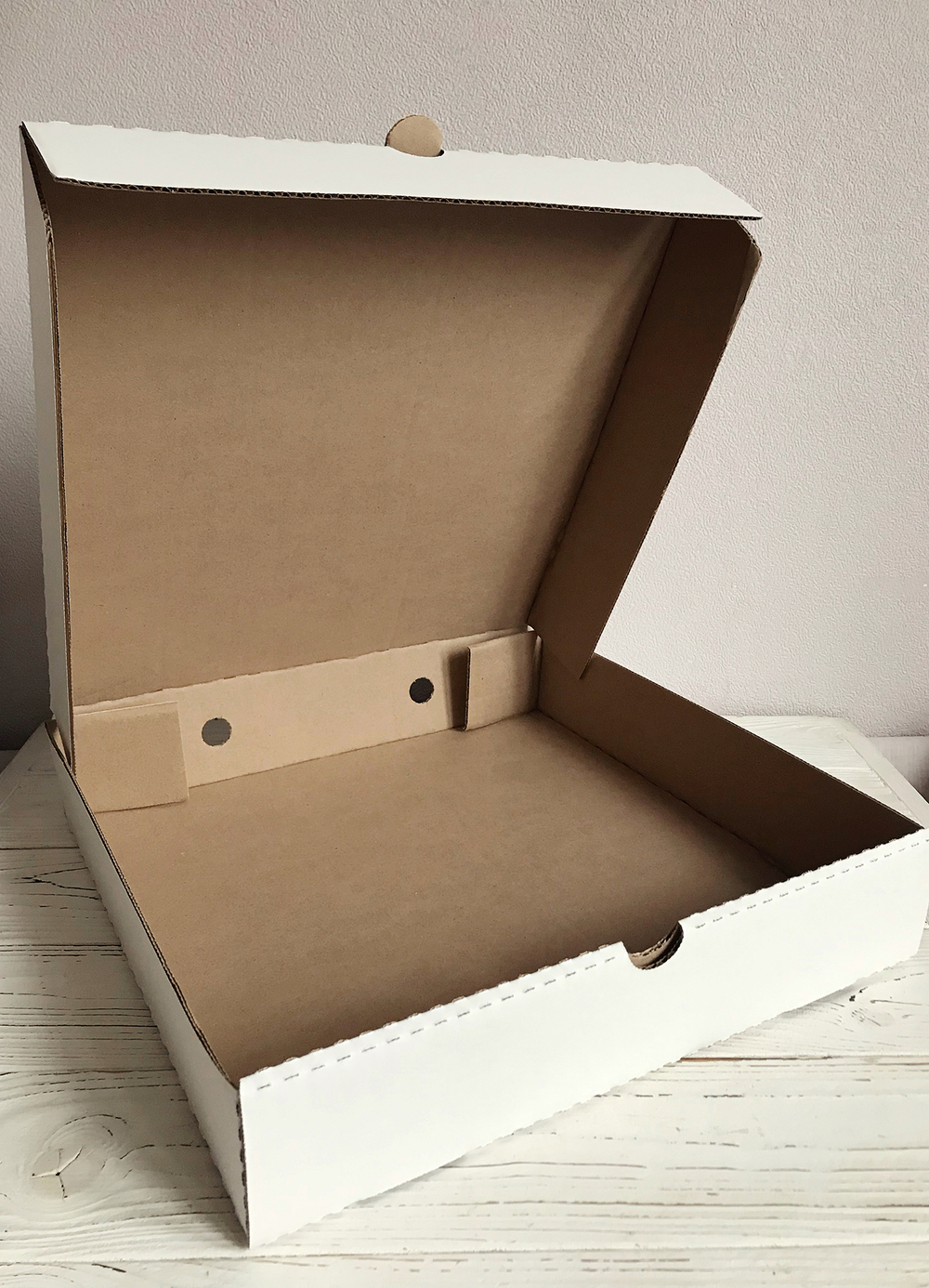 Коробка 35х35х7 см, белая