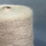 Пряжа Ilaria Aurora (67% кидмохер, 5% меринос, 28% па) 1000м/100гр, песчаный