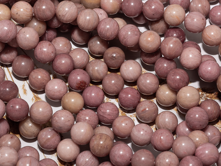 Нить бусин из родонита 8,5мм