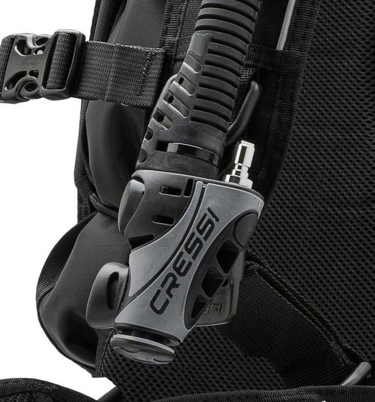 Жилет компенсатор Cressi Scorpion BCD Тип-крыло