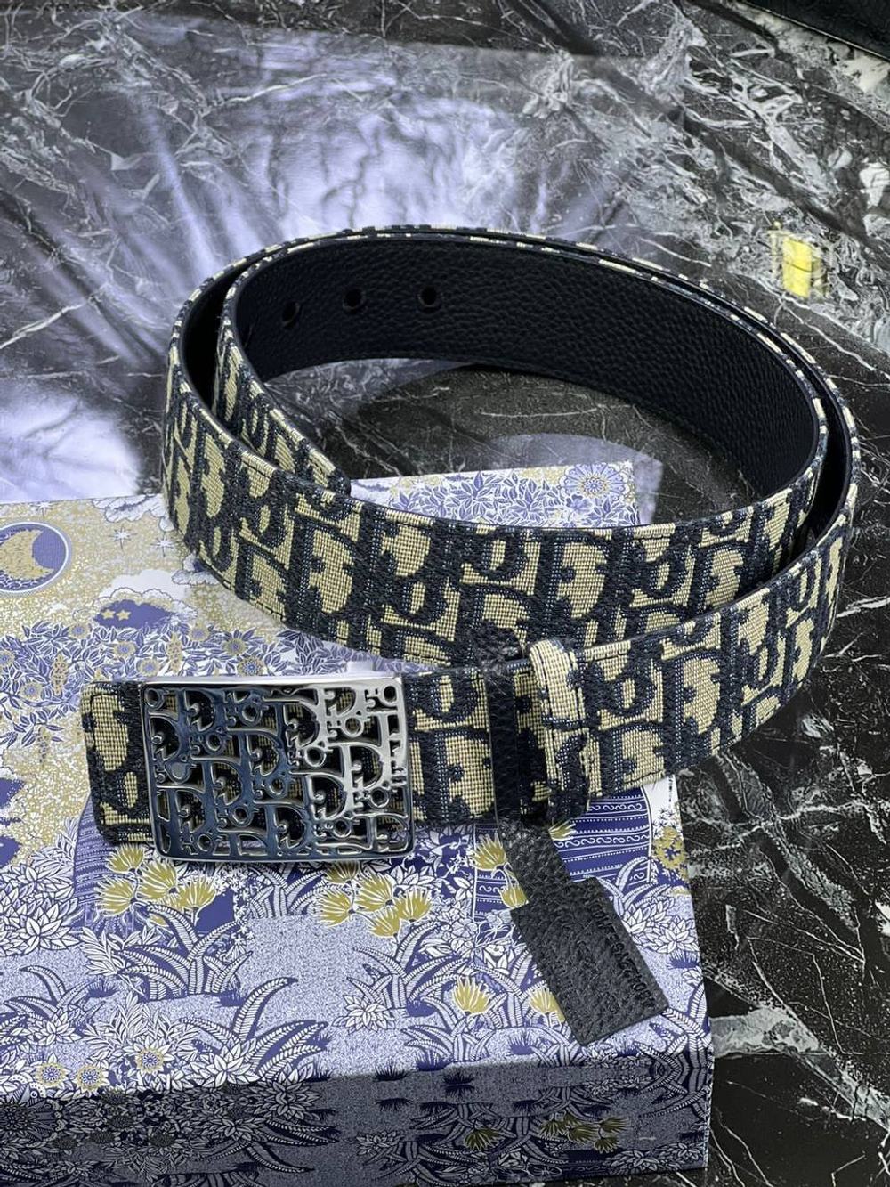 Двухсторонний ремень Christian Dior