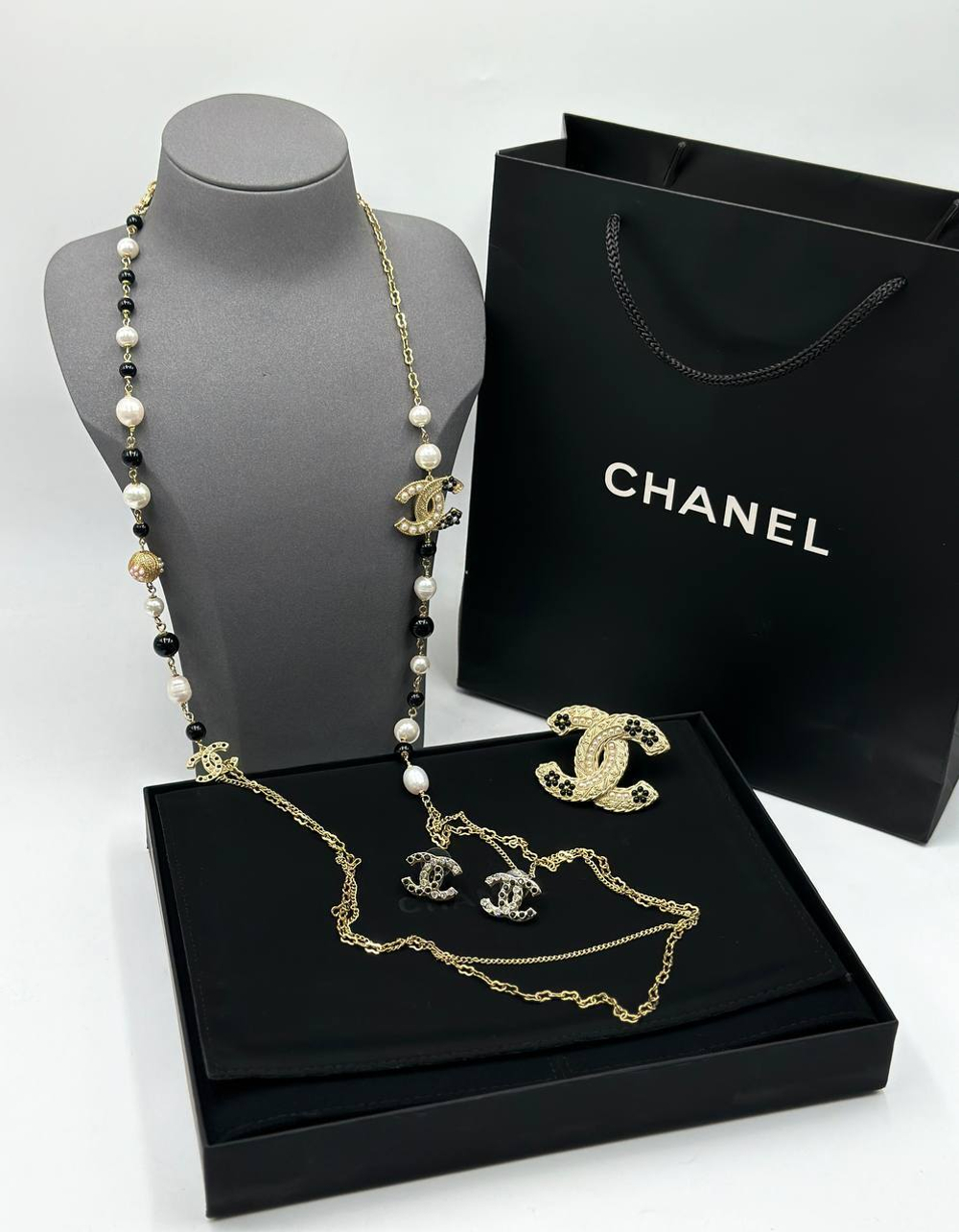 Серьги CHANEL