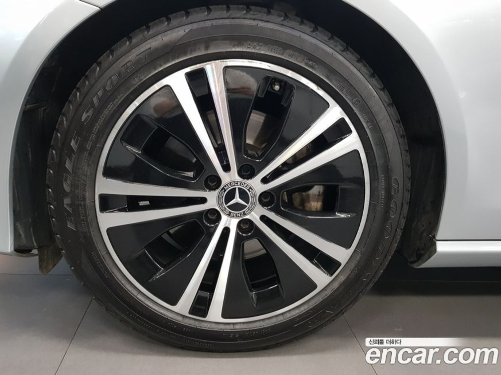 Mercedes-Benz E-Class W213 E250 Avangarde (07.2021)