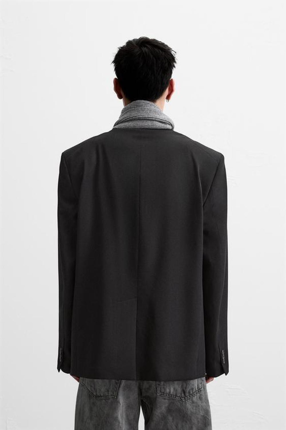 ZARA БЛЕЙЗЕР ИЗ РЕЛЬЕФНОГО ТВИЛА, ЧЕРНЫЙ