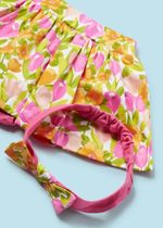 футболка с юбкой и повязкой на голову