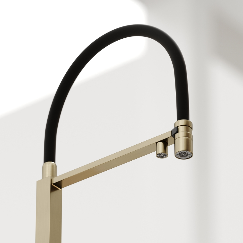 Смеситель для кухни Sancos Moro с гибким изливом, цвет брашированное золото/черный, PVD покрытие, арт. SC4006BG