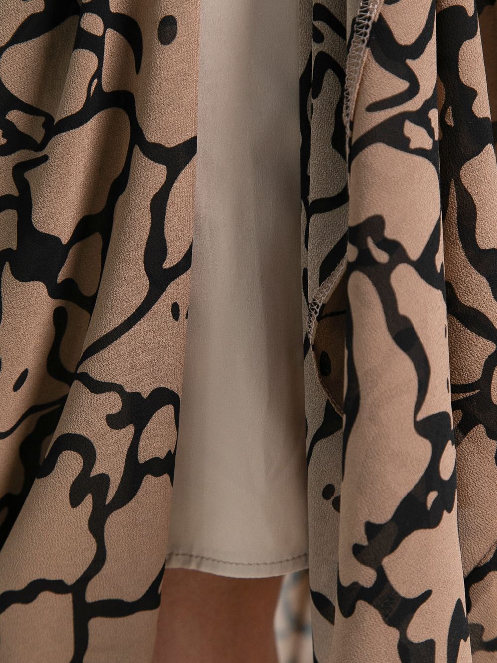 Платье Идиллия (бежево-черное) П15378-16М LT Collection