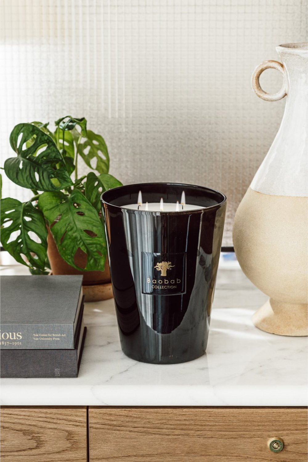 Baobab Collection Les Prestigieuses Encre de Chine - ароматическая свеча /  24 cm   / GTIN 5415198124325