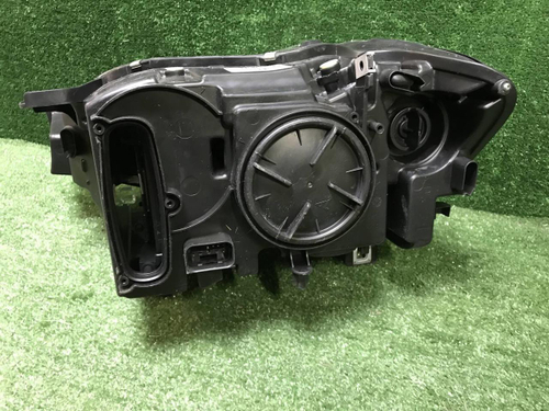 Фара правая BMW X3 F25 (2014-2017) ксенон