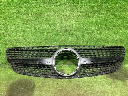 Решетка радиатора Mercedes E C238 (2016-2021)