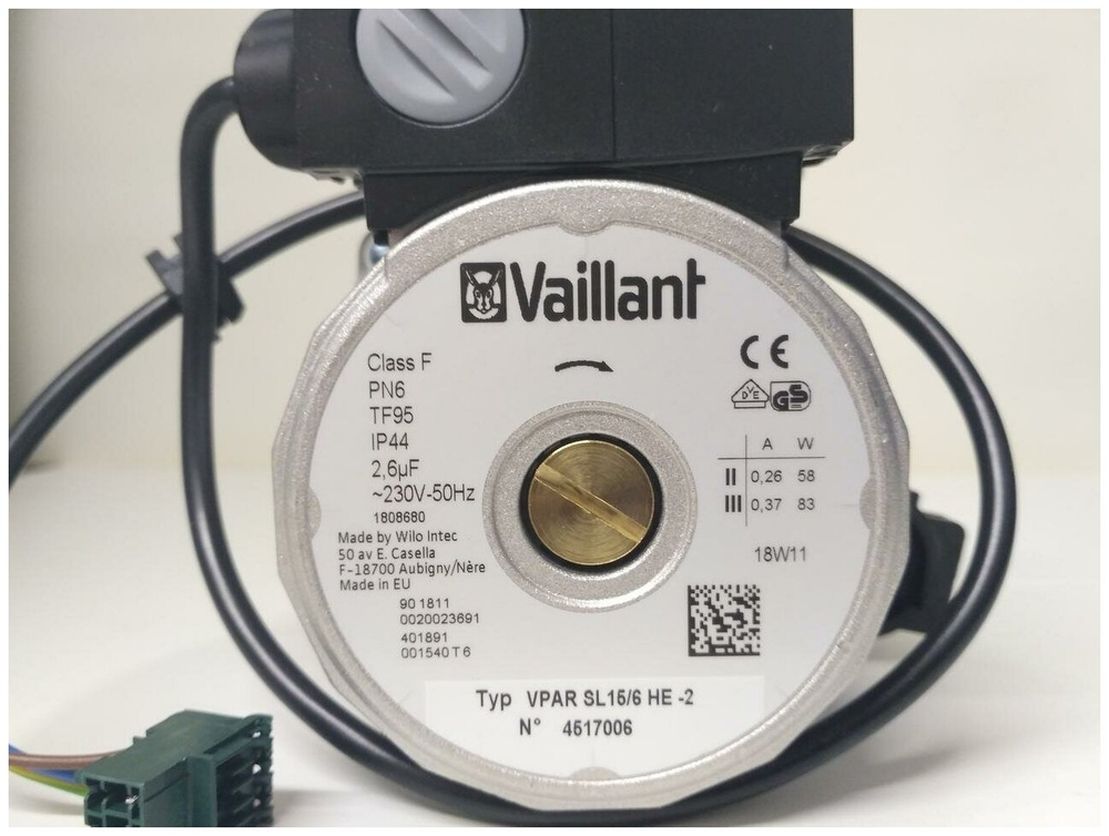 Циркуляционный насос (3-проводный кабель) VPAR SL 15/6 HE-2 Vaillant 0020020023