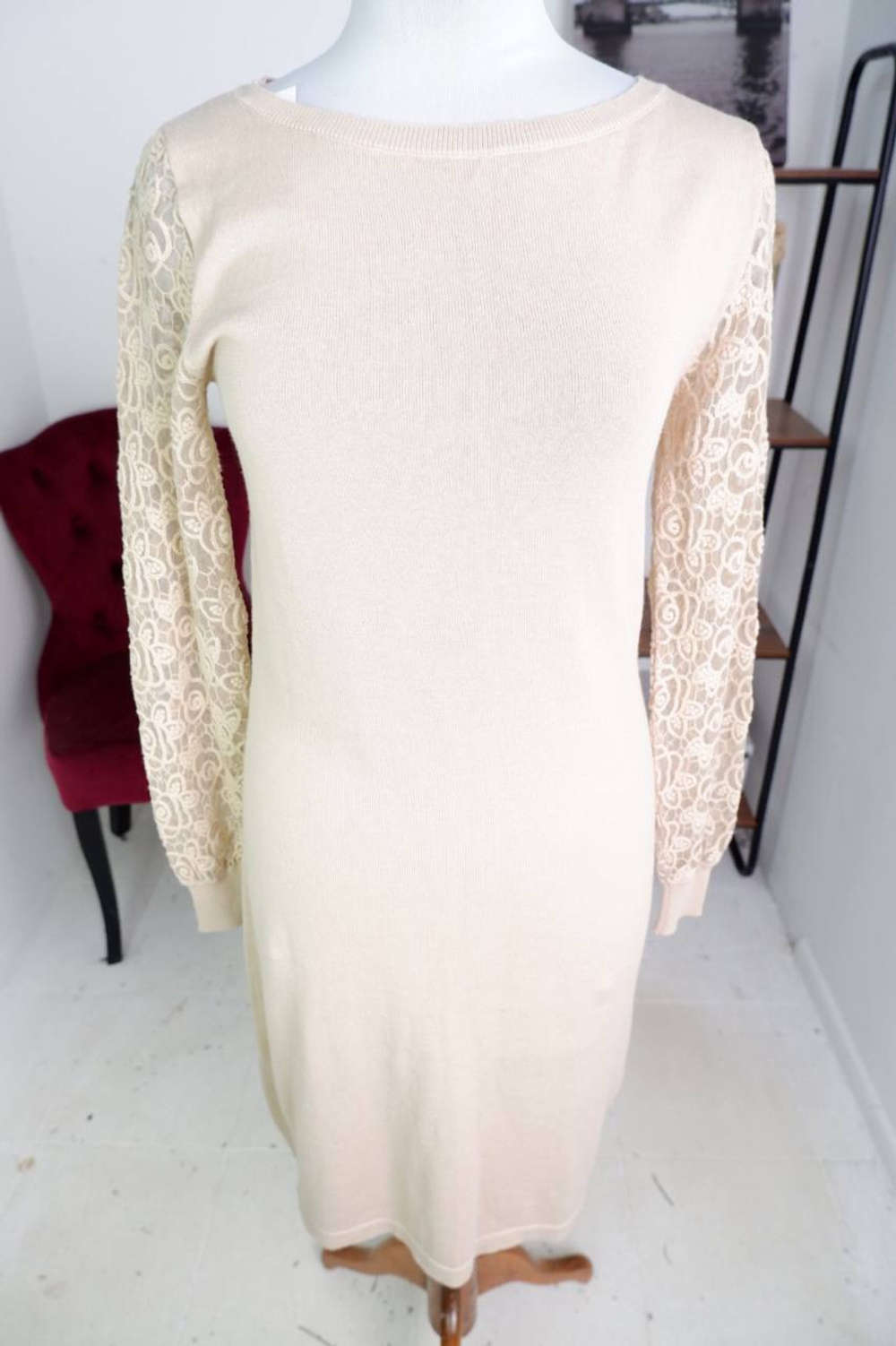 Платье для прохладной погоды, визуально на 46 размер