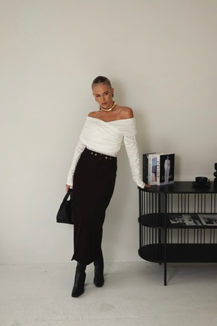 Юбка из вельвета с разрезом спереди