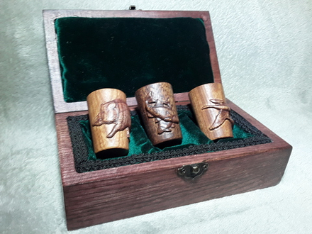 Набор деревянных рюмок