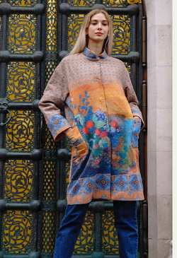 Пальто «Офелия среди цветов», по мотивам живописи Одилона Редона