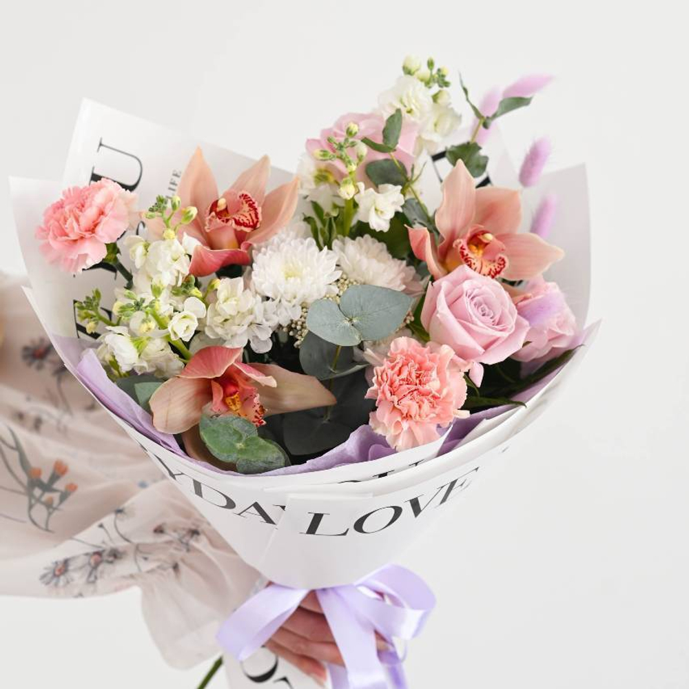 "Ласковое прикосновение" – фото товара из салона цветов FloArt, доставка по Южно-Сахалинску