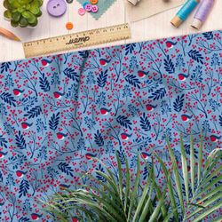 Ткань таффета брусника и глаза на голубом фоне