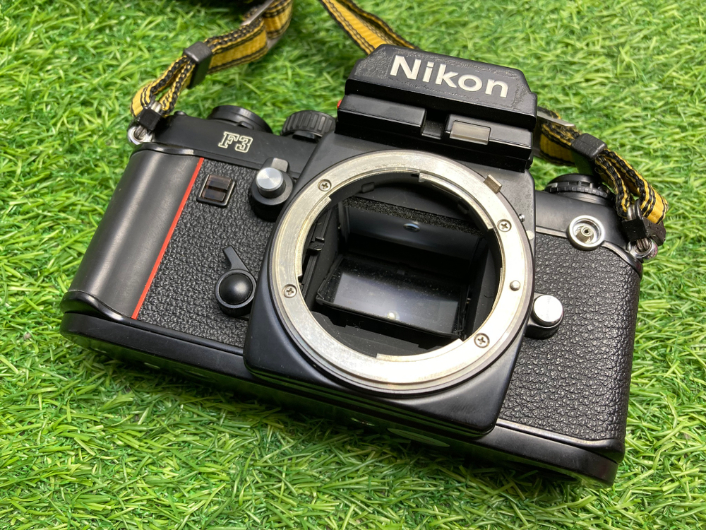 Nikon F3
