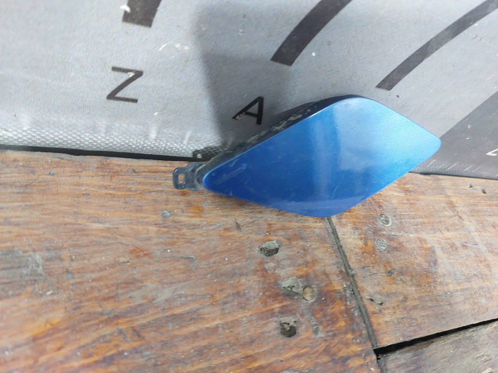 Заглушка буксировочного крюка Volvo S90 2 16-нв Б/У Оригинал 31383298