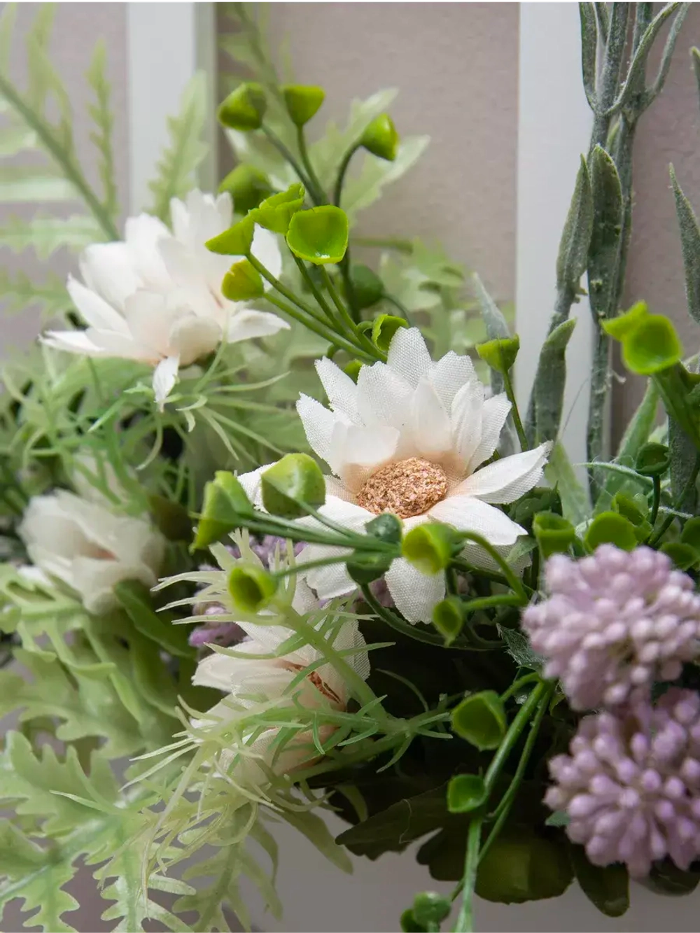 Панно на стену для интерьера "Окно с цветами"