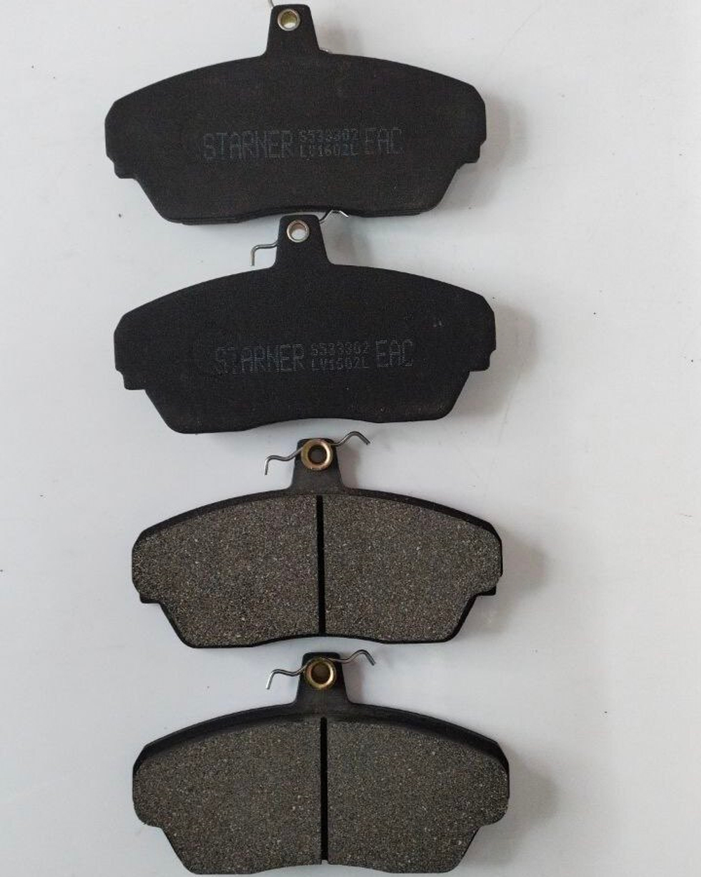 Колодка переднего тормоза STARNER S533302 ГАЗ (Газель 3302, Волга 3110)