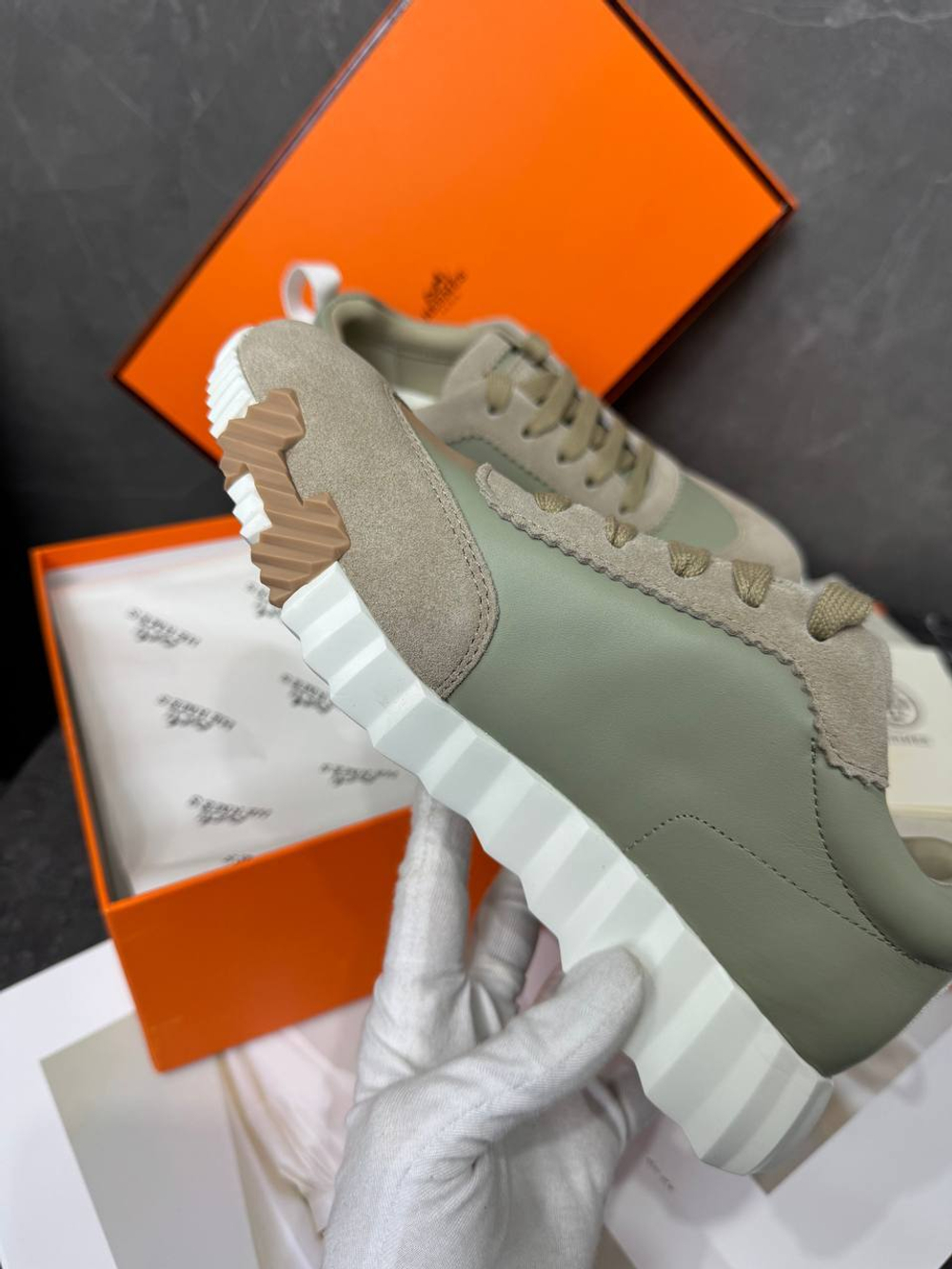 Кроссовки Hermes