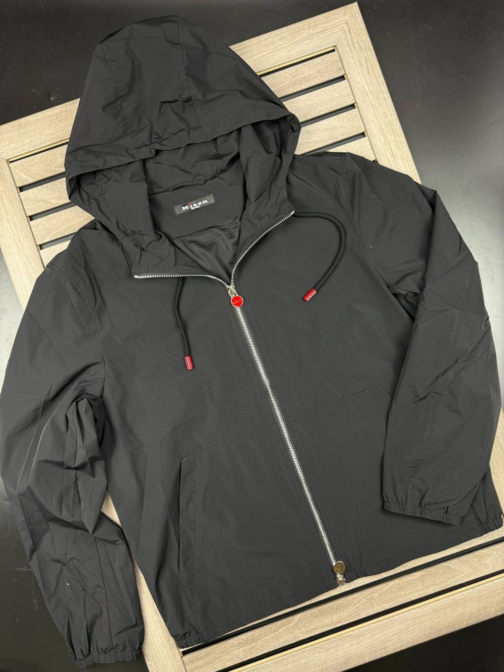 Ветровка Kiton
