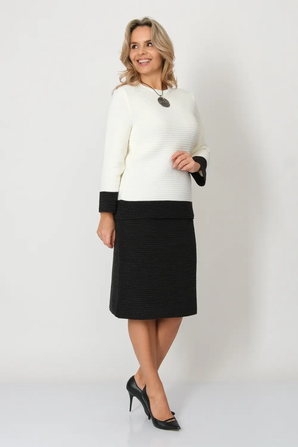 Костюм 35723/графит-молочный