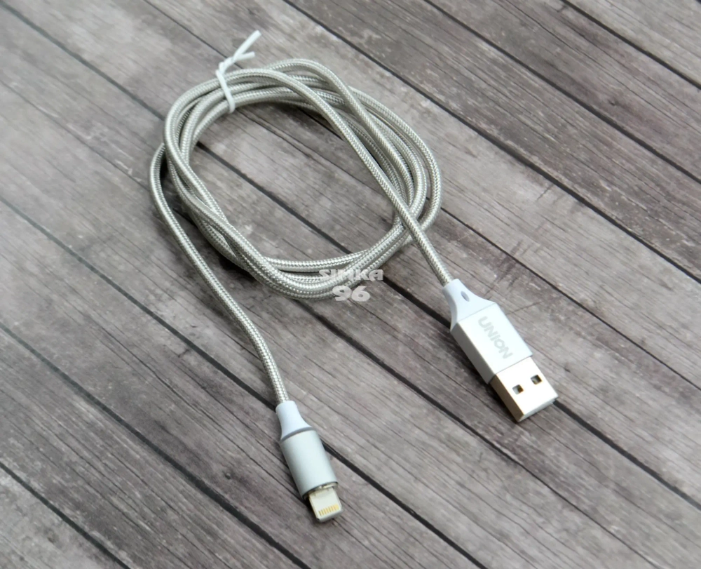 Кабель iPhone5 UNION UN-37 магнитный