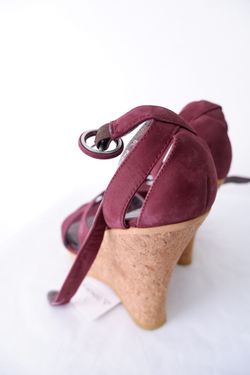 Босоножки B2 модные 39 размер