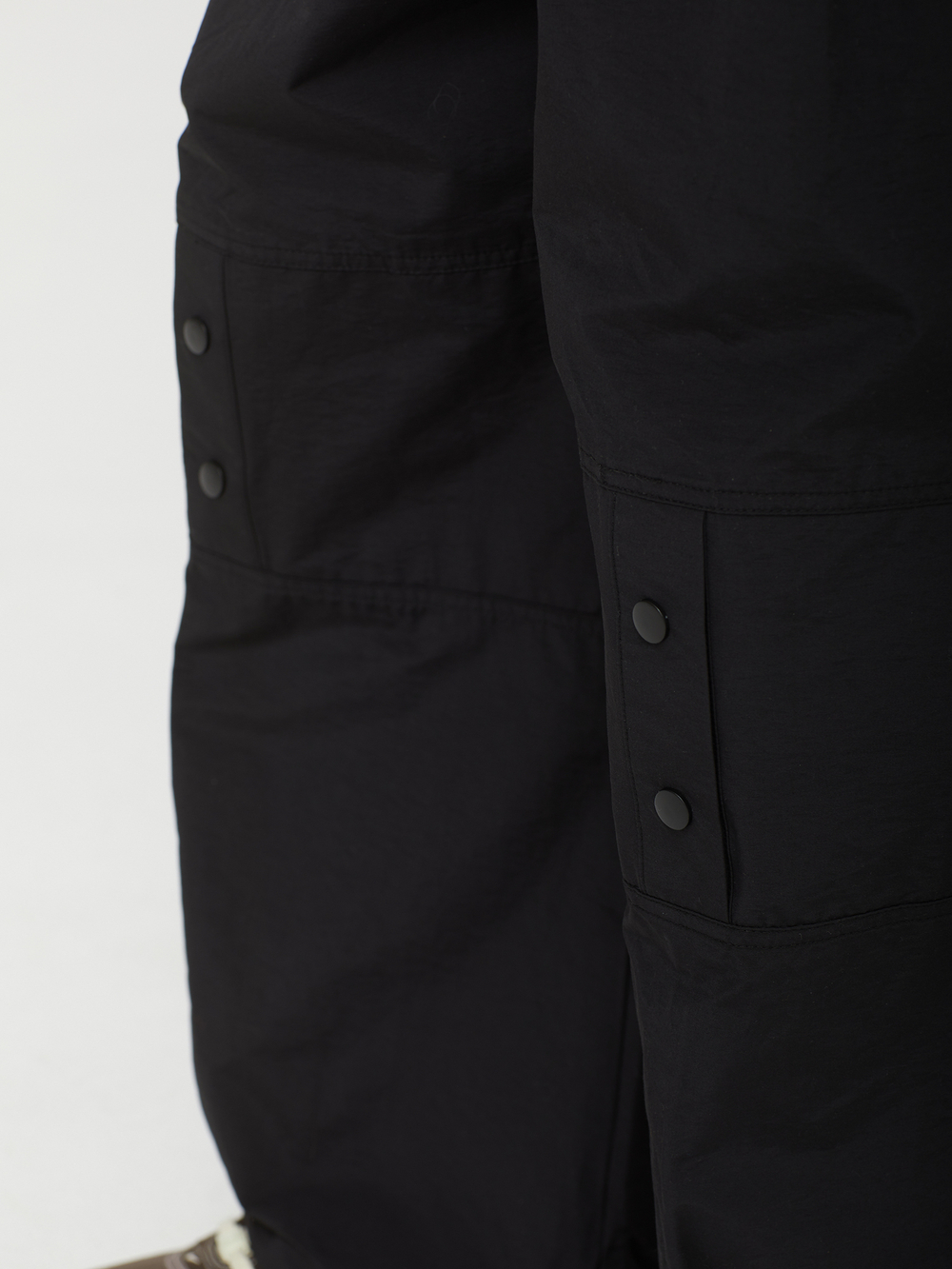 Брюки Perky Button Knee Wide