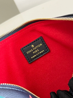 Louis Vuitton Coussin PM