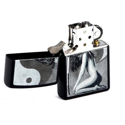 Зажигалка Zippo Woman Sword с покрытием Black Matte, латунь/сталь, чёрная, матовая, 36x12x56 мм
